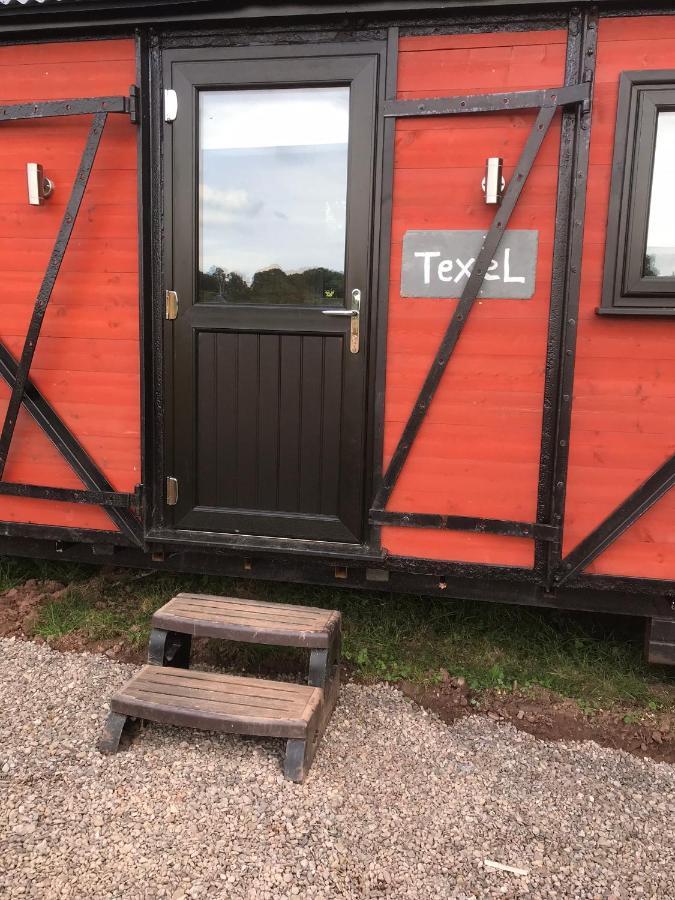 Apartamento Luxury Railway Carriage With Stunning Views Hereford Exterior foto